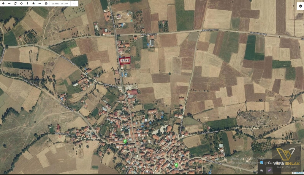 BANAZ SUSUZ KÖYÜNDE ARSA FİYATINA 1.434 m2 ARSA İCİNDE 2 KATLI EV -BAHÇE SATILIK