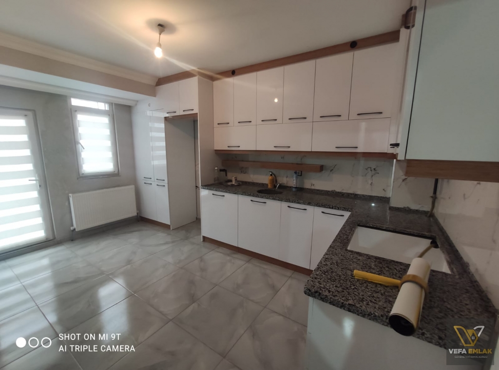 KEMALÖZ MAHALLESİ ARTUN SİTESİ YAKINI SATILIK 2+1 DAİRE