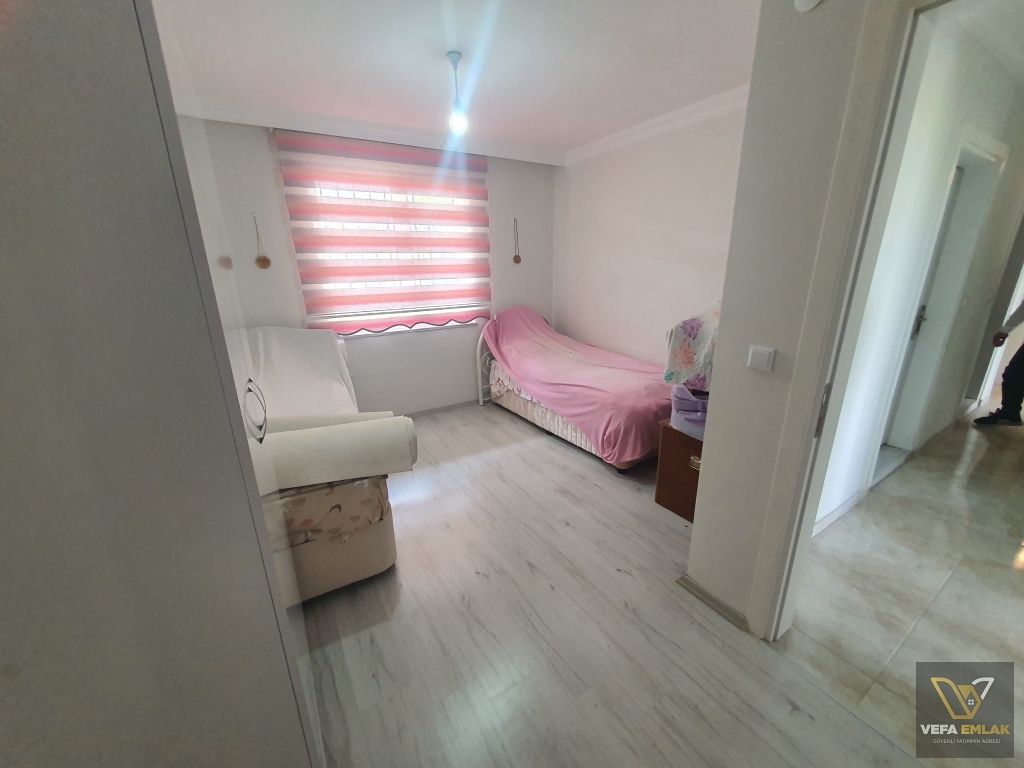 ATATÜRK MAHALLESİ BESİM ATALAY OKULU YAKINLARINDA 140 m2 3+1 SATILIK DAİRE