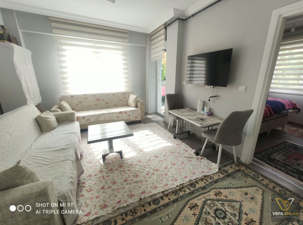 ZÜMRÜT VE  YEŞİL CAMİ  ARASINDA SATILIK 2+1 FULL EŞYALI DAİRE