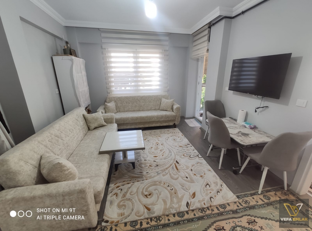 ZÜMRÜT CAMİİ VE YEŞİL CAMİİ ARASINDA FUL EŞYALI 2+1 SATILI...