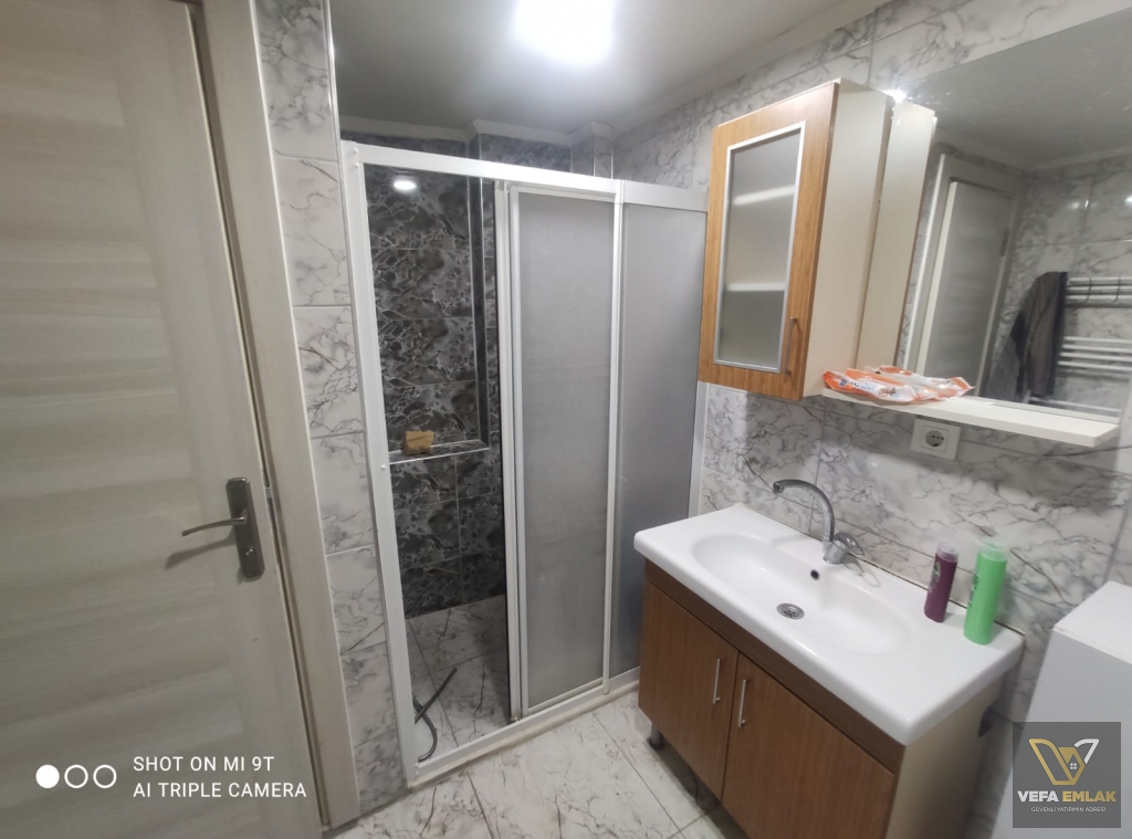 ???? KİRALIK OFİS – UŞAK MERKEZ / ZÜBEYDE HANIM CADDESİ