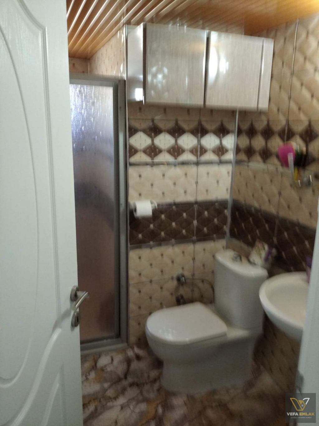 LALELİ CAMİİ CİVARINDA ULTRA LÜKS MÜSTAKİL( 338 m2)SATILIK BİNA
