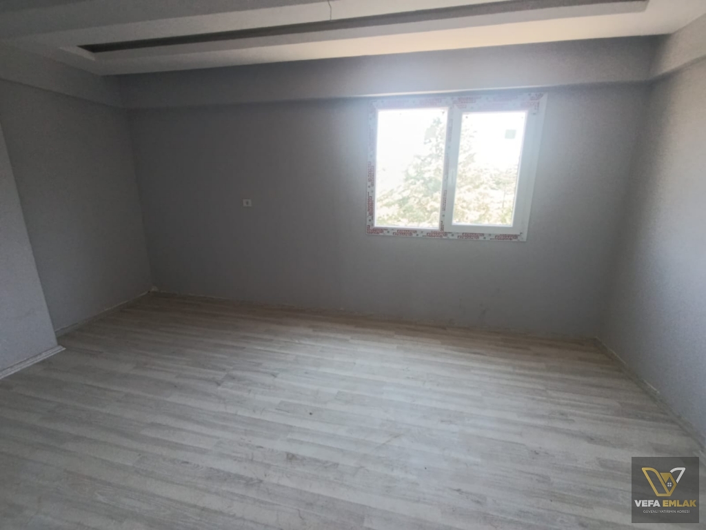 KEMALÖZ MAH. SUBAŞI YURDU YAKINLARINDA SATILIK 3+1 DAİRE