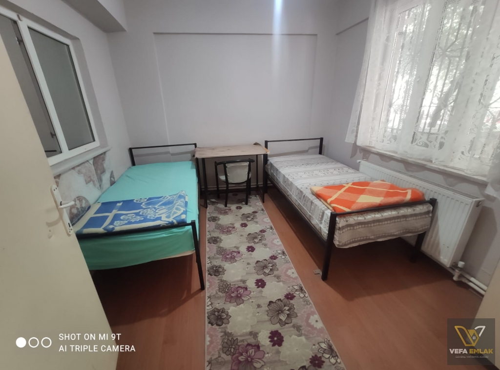 DİKİLİTAŞ MAH.FATİH ORTA OKULU YAKININDA EŞYALI KİRALIK 3+1 DAİRE