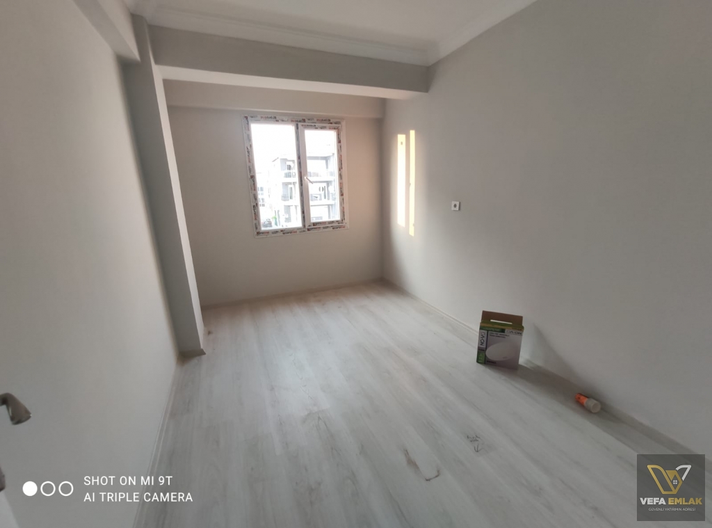 ÖZDİLEK AVM.YAKINI 3+1 125 m2 ( ARA KAT ) SATILIK DAİRE