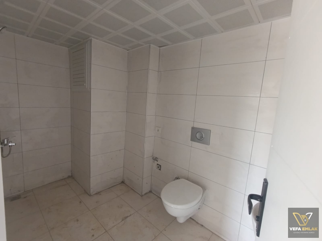 KEMALÖZ MAH. SUBAŞI YURDU YAKINLARINDA SATILIK 3+1 DAİRE