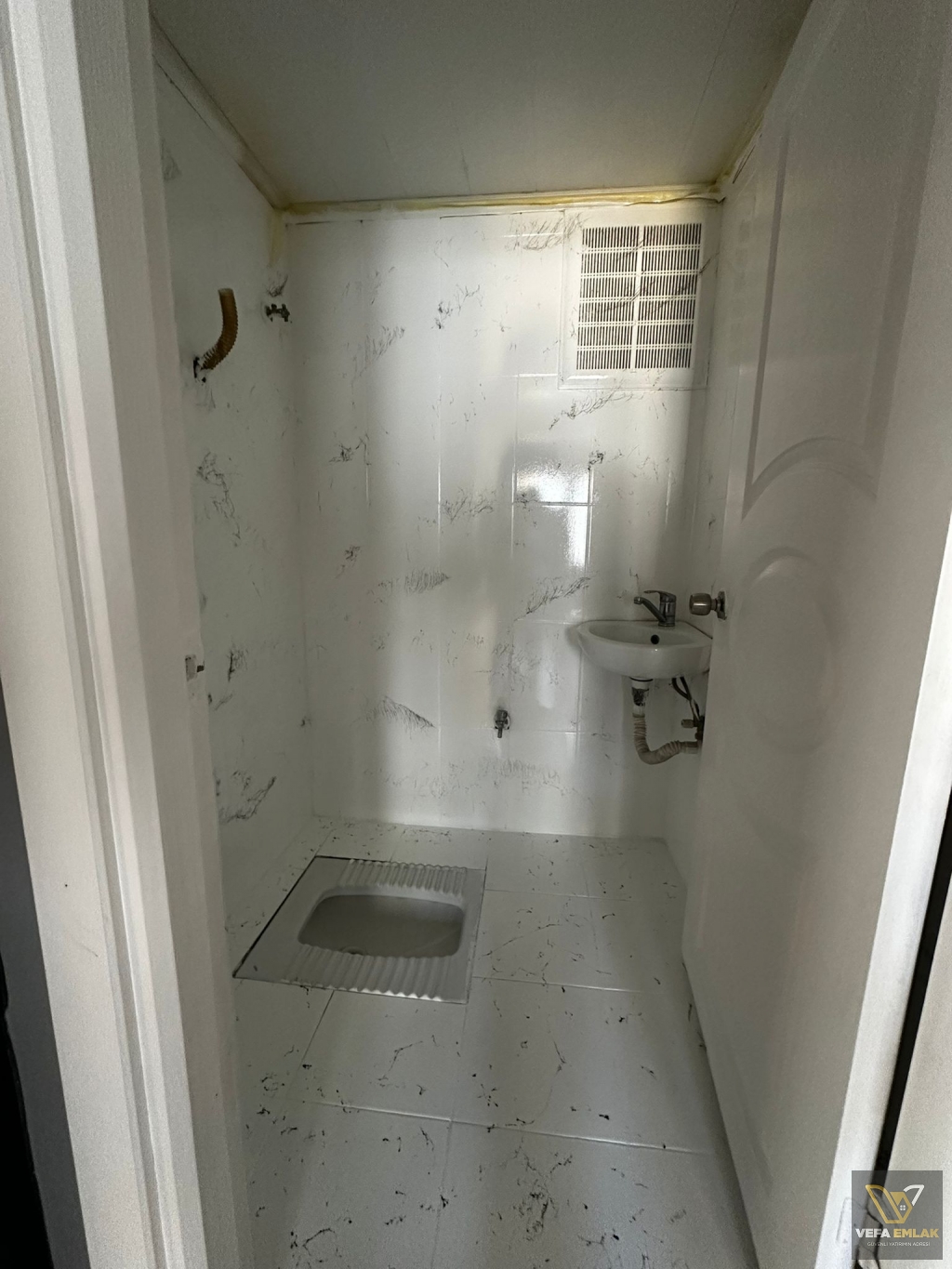 ÜNALAN MAH. ÜÇGEN PARK YANI SATILIK 2+1 DAİRE