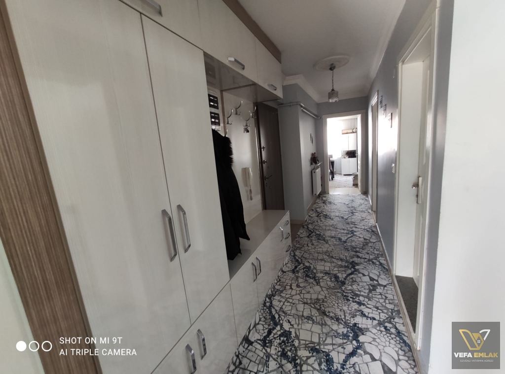 ŞEKER EVLERİ – SATILIK BAKIMLI 2+1 DAİRE