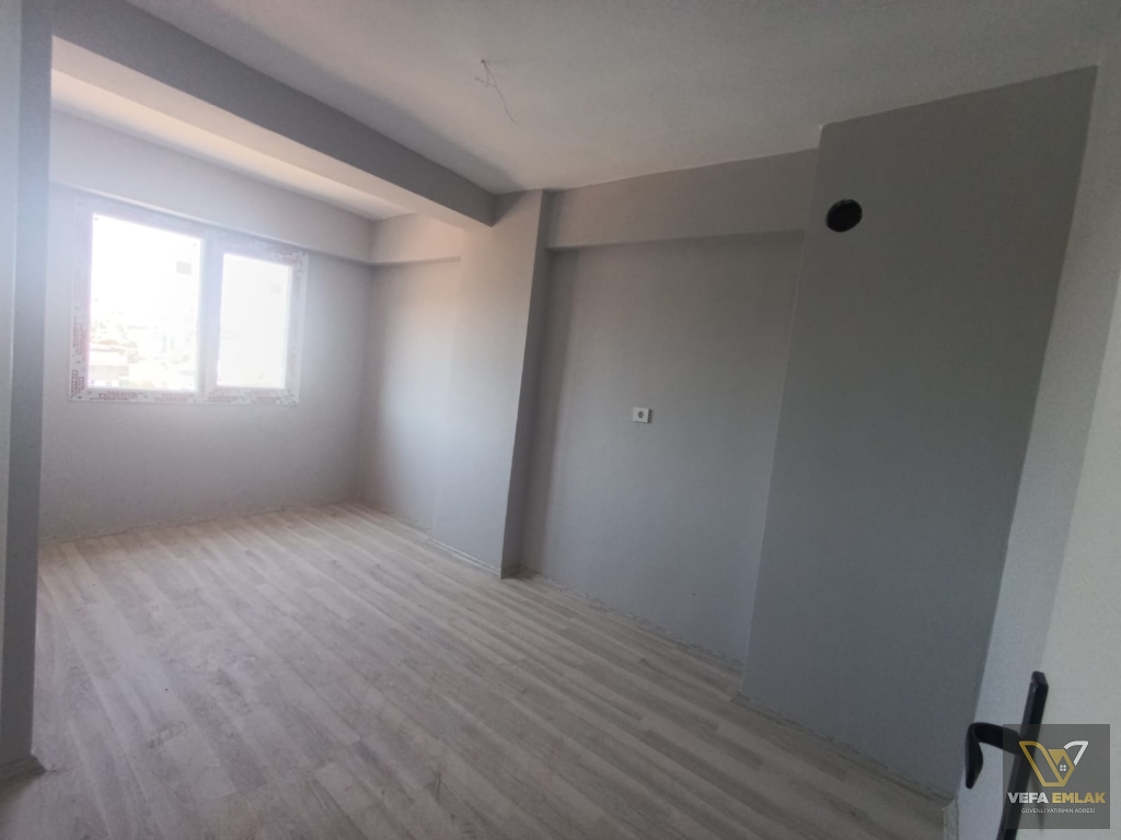 KEMALÖZ MAH. SUBAŞI YURDU YAKINLARINDA SATILIK 3+1 DAİRE