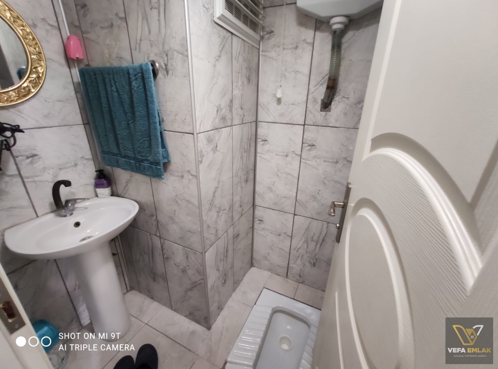 ŞEKER EVLERİ – SATILIK BAKIMLI 2+1 DAİRE