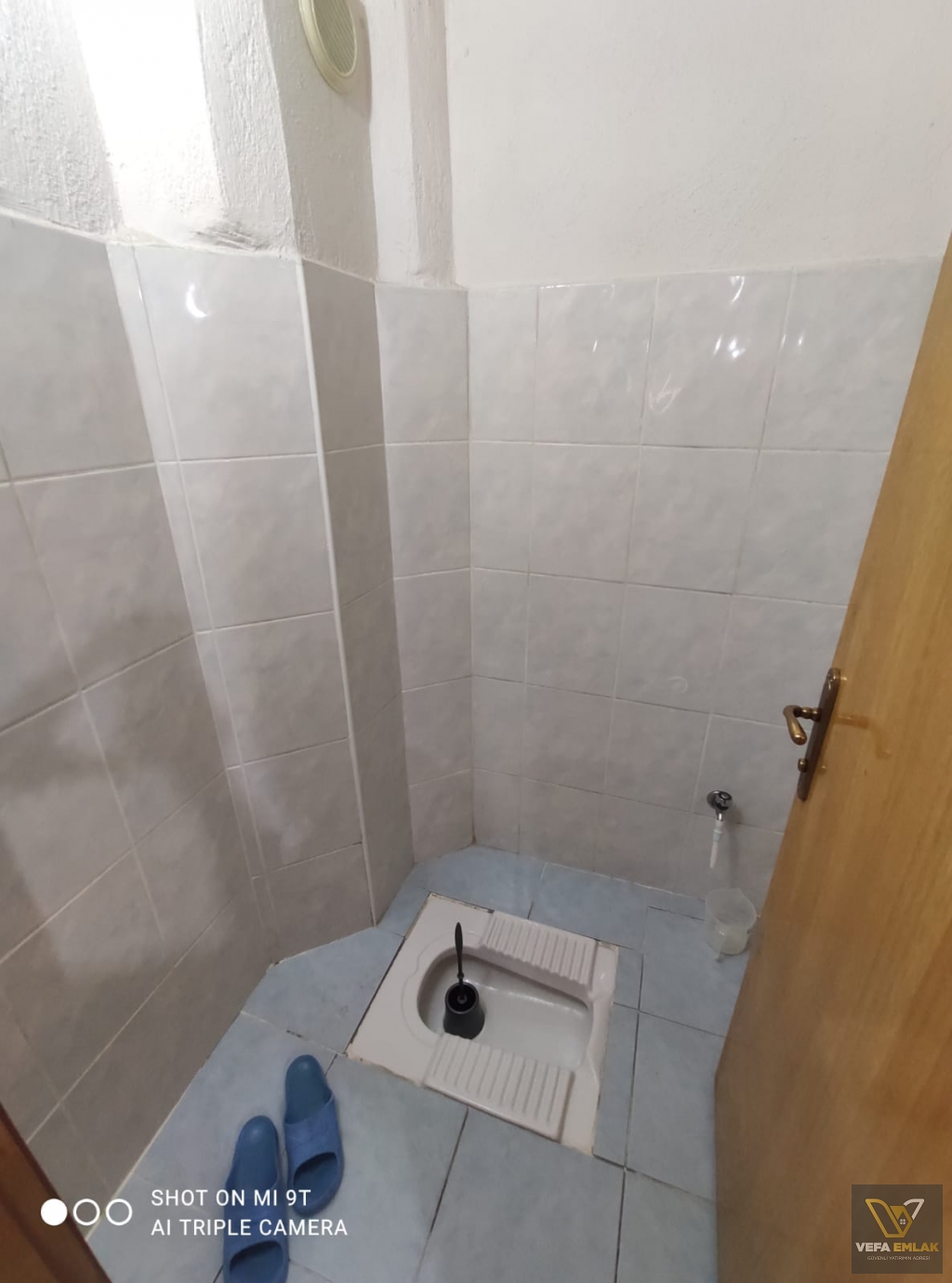 DİKİLİTAŞ MAH.SAYAR MARKET YAKININDA EŞYALI KİRALIK 3+1 DAİRE