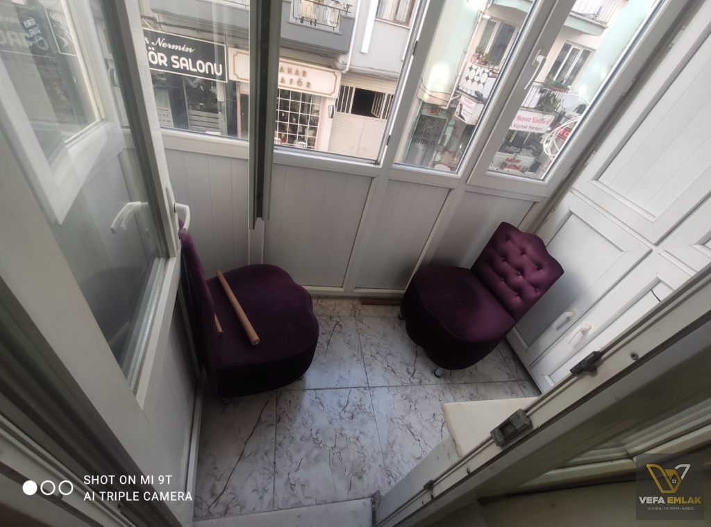 ???? KİRALIK OFİS – UŞAK MERKEZ / ZÜBEYDE HANIM CADDESİ