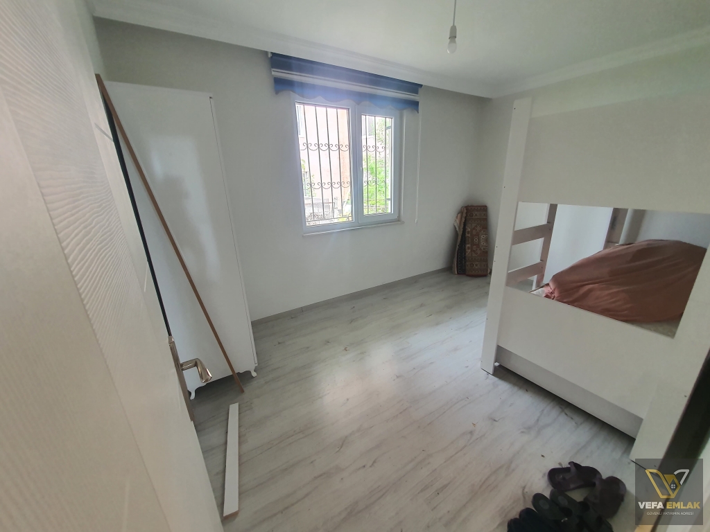 ATATÜRK MAHALLESİ BESİM ATALAY OKULU YAKINLARINDA 140 m2 3+1 SATILIK DAİRE