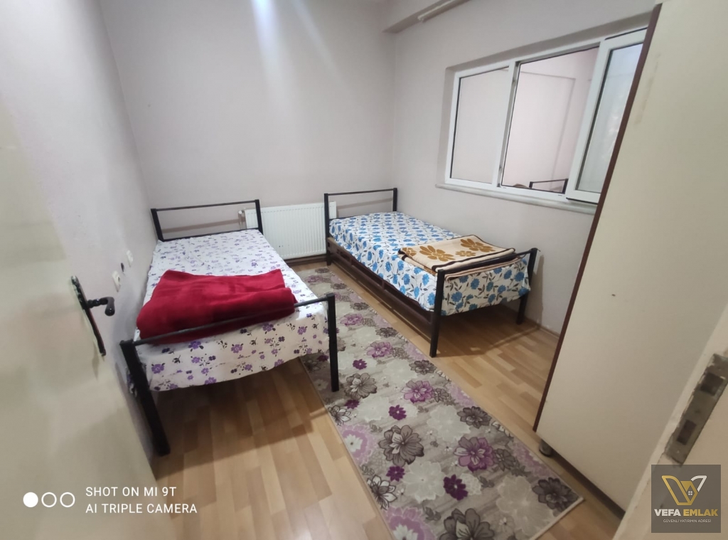 DİKİLİTAŞ MAH.FATİH ORTA OKULU YAKININDA EŞYALI KİRALIK 3+1 DAİRE
