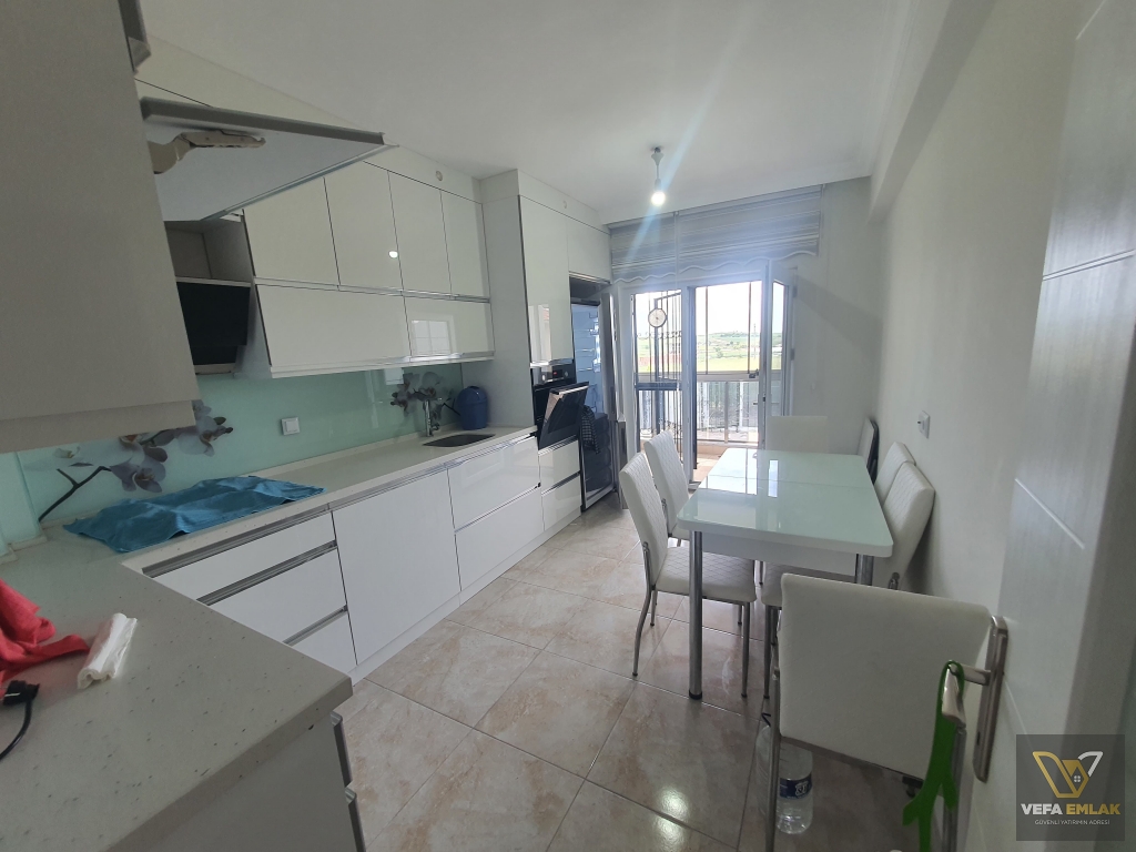 ATATÜRK MAHALLESİ BESİM ATALAY OKULU YAKINLARINDA 140 m2 3+1 SATILIK DAİRE