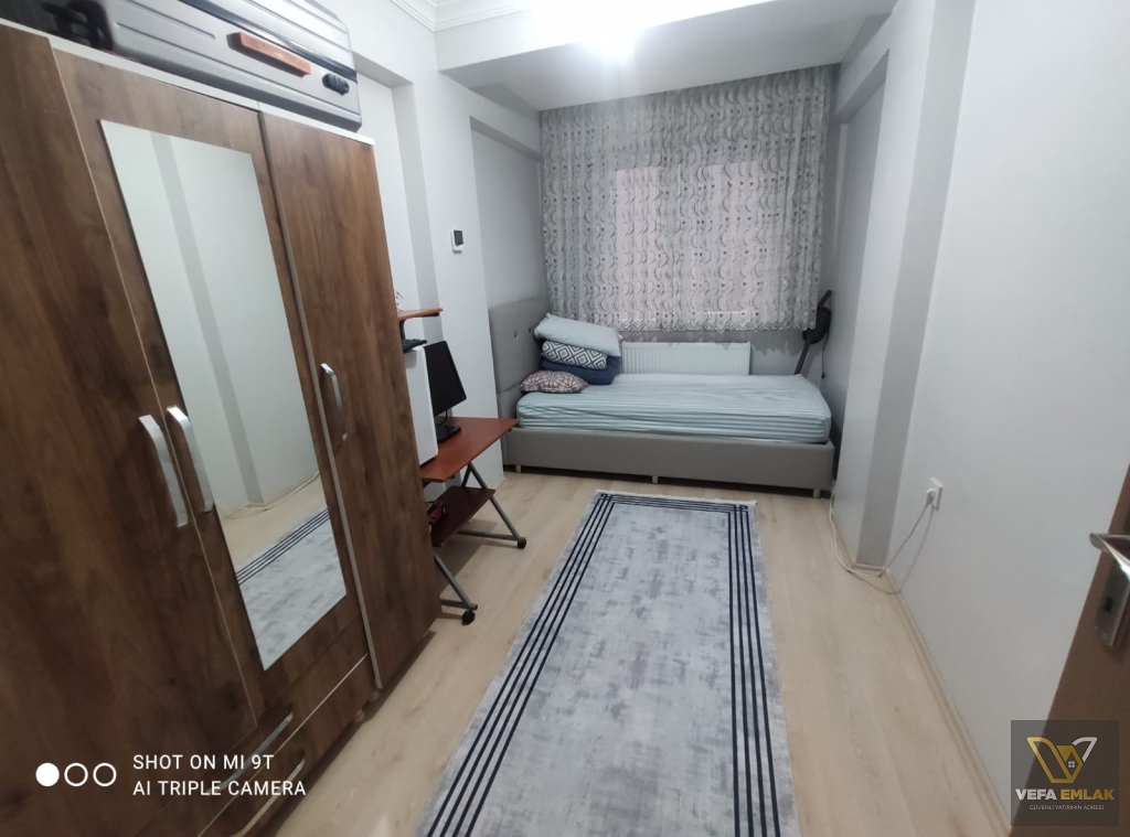 ŞEKER EVLERİ PAZAR YERİ YAKININDA 95 m2 2+1 SATILIK DAİRE