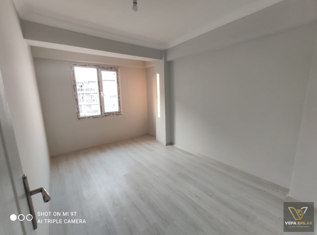 ÖZDİLEK AVM.YAKINI 3+1 125 m2 ( ARA KAT ) SATILIK DAİRE