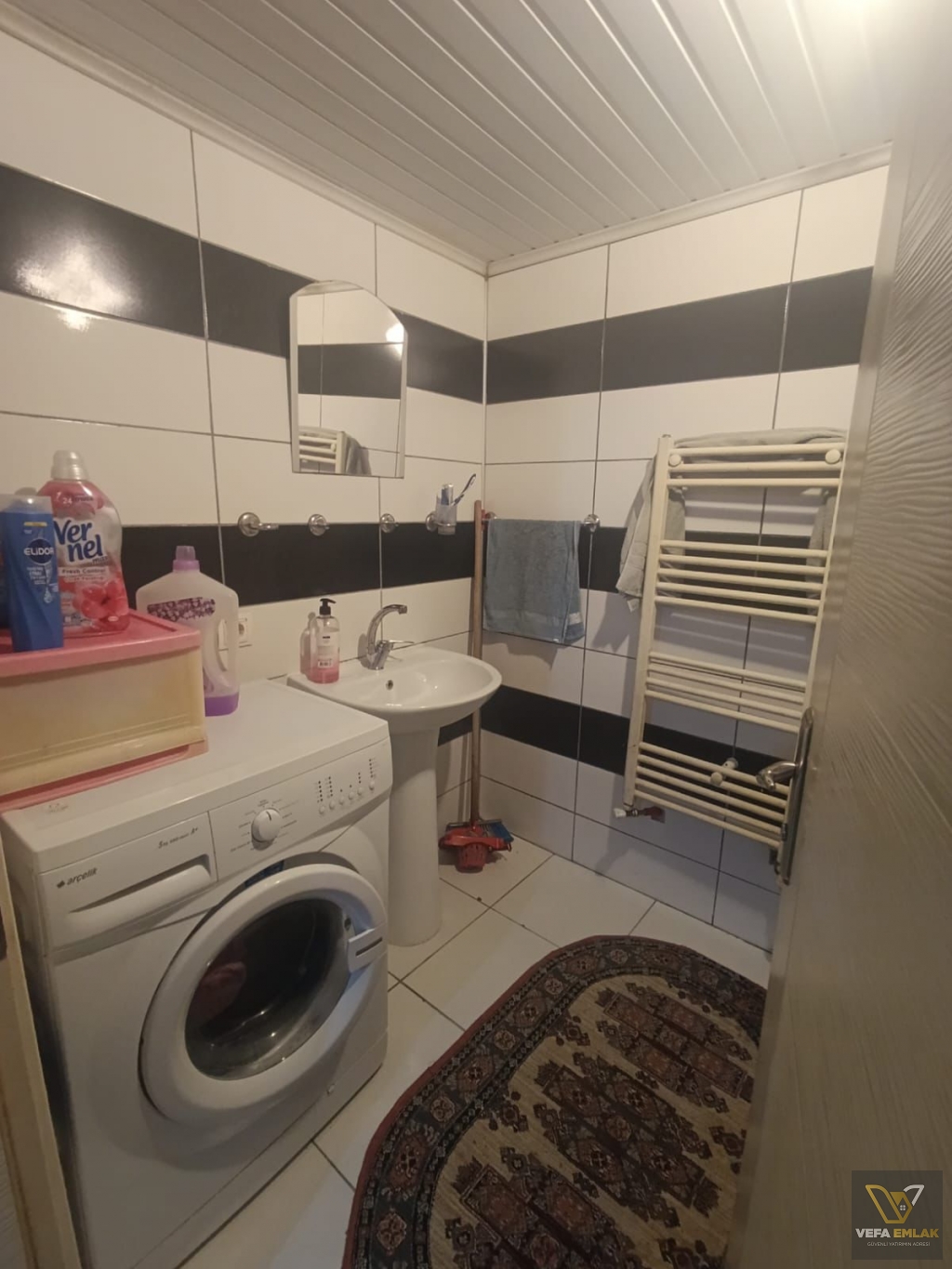 ZÜBEYDE HANIM CAD.YAKINI EŞYALI KİRALIK 2+0 APART