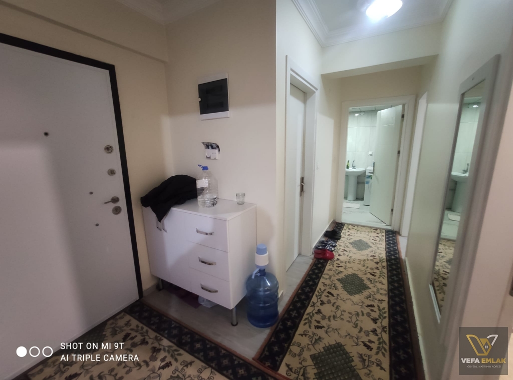 ATATÜRK MAHALLESİ ŞEKER EVLERİ ENSAR CAMİİ YAKININDA SATILIK 2+1 DAİRE