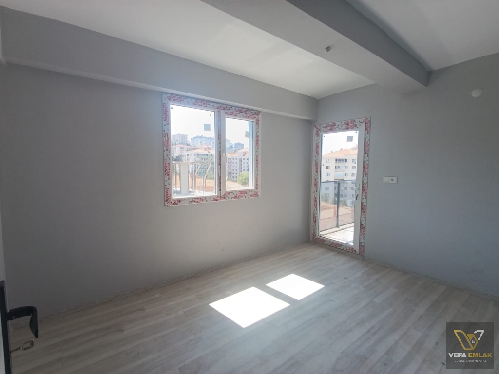 KEMALÖZ MAH. SUBAŞI YURDU YAKINLARINDA SATILIK 3+1 DAİRE