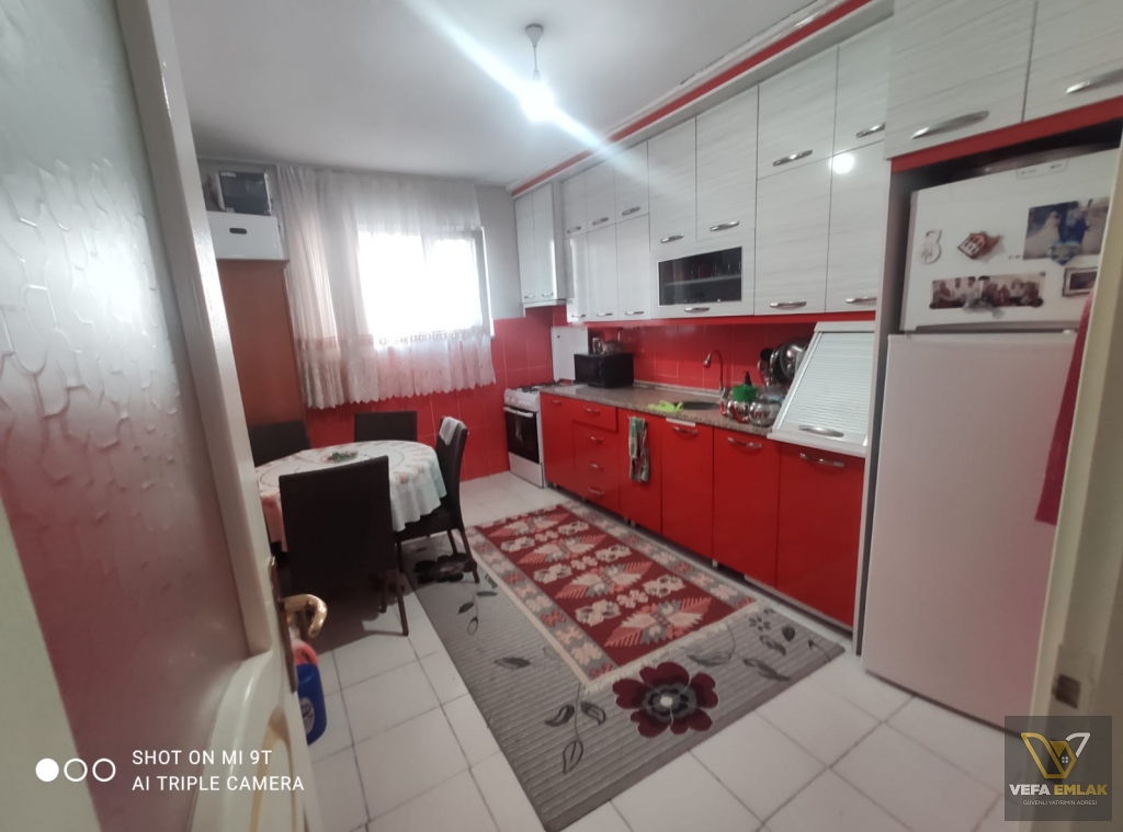 SARAYALTI MAH. SEHER CAMİİ YAKININDA MÜSTAKİL BODRUM KAT    130 m2 SATI