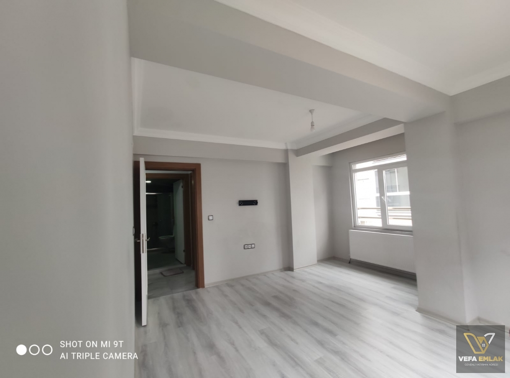 KEMALÖZ MAHALLESİ ARTUN SİTESİ YAKINI SATILIK 2+1 DAİRE