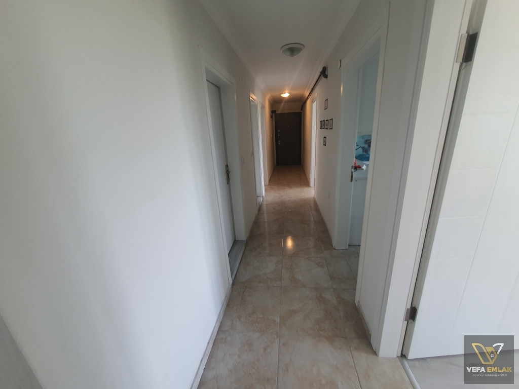 ATATÜRK MAHALLESİ BESİM ATALAY OKULU YAKINLARINDA 140 m2 3+1 SATILIK DAİRE