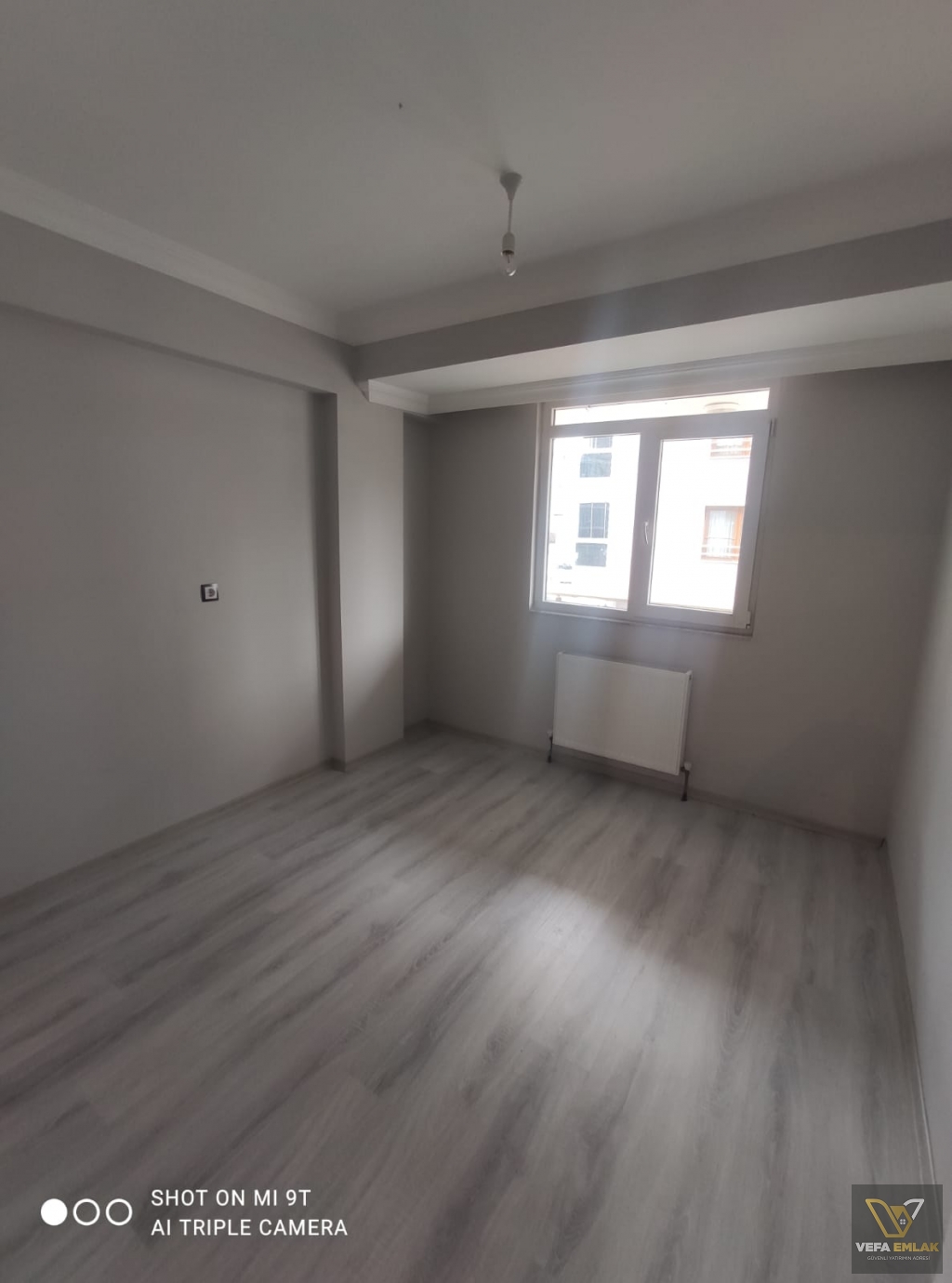 KEMALÖZ MAHALLESİ ARTUN SİTESİ YAKINI SATILIK 2+1 DAİRE