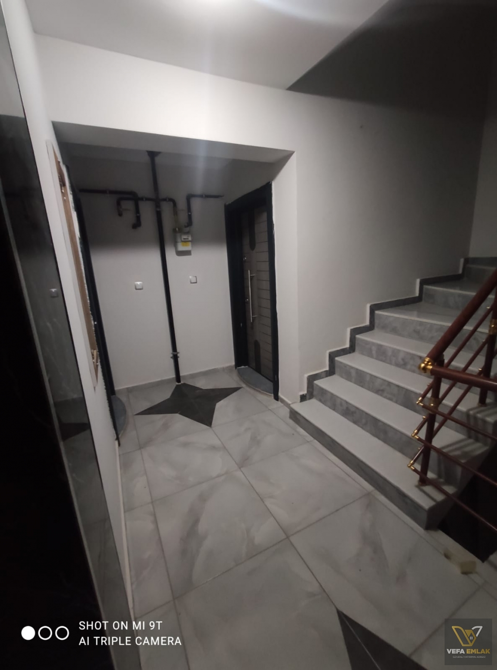 KEMALÖZ MAHALLESİ ARTUN SİTESİ YAKINI SATILIK 2+1 DAİRE