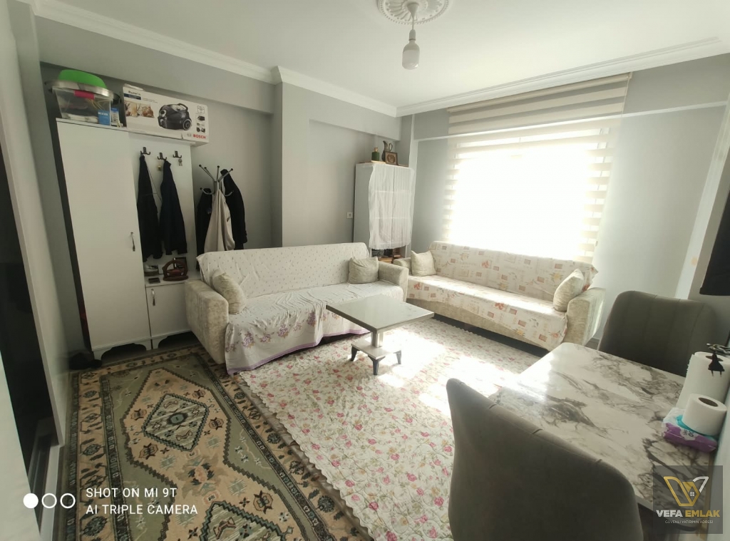 ZÜMRÜT VE  YEŞİL CAMİ  ARASINDA SATILIK 2+1 FULL EŞYALI DAİRE