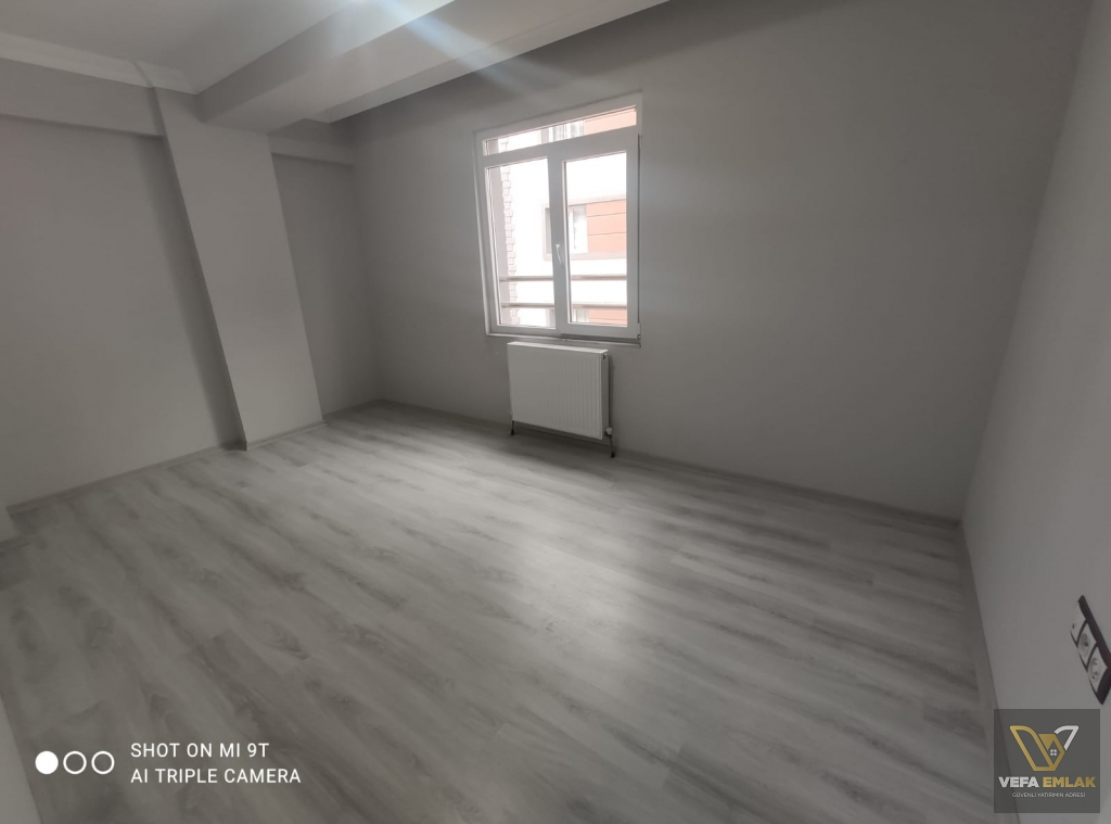 KEMALÖZ MAHALLESİ ARTUN SİTESİ YAKINI SATILIK 2+1 DAİRE