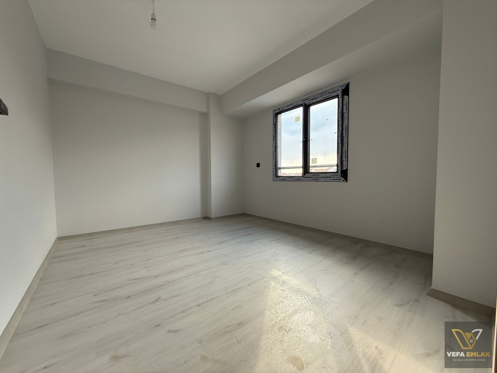 YENİ BELEDİYE KARŞISINDA KİRALIK SIFIR EŞYALI 2+0 APART