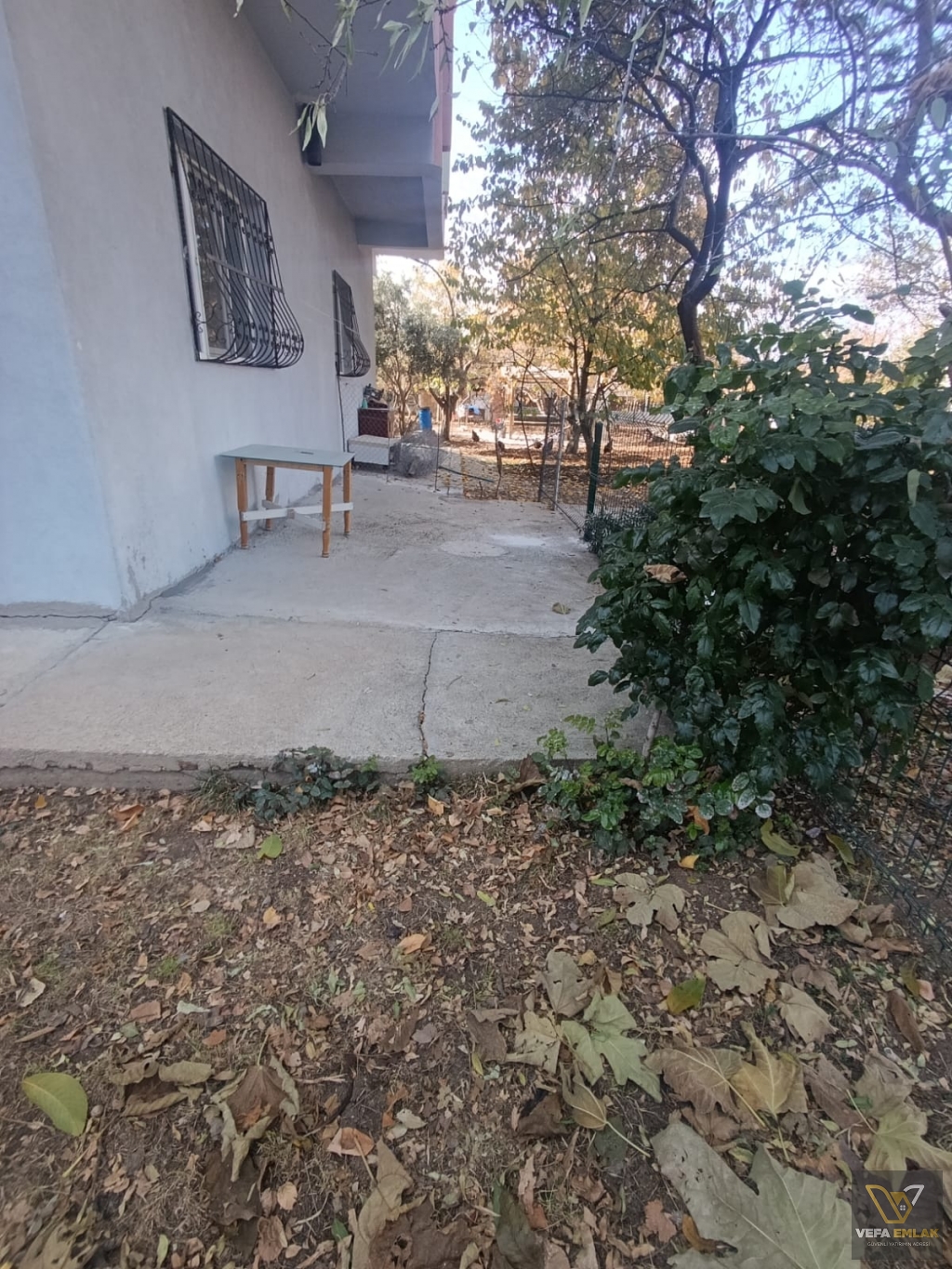 ATATÜRK MAHALLESİ LALELİ CAMİİ YAKINI KİRALIK 2+1