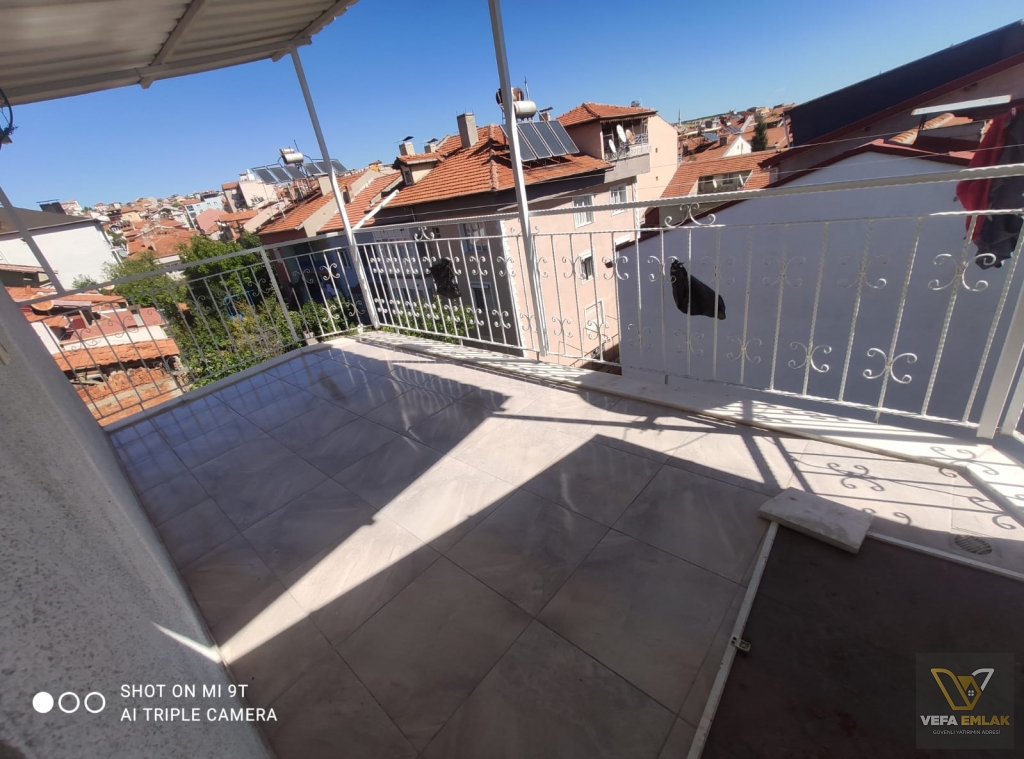 DİKİLİTAŞ MAH.SAYAR MARKET YAKININDA EŞYALI KİRALIK 3+1 DAİRE