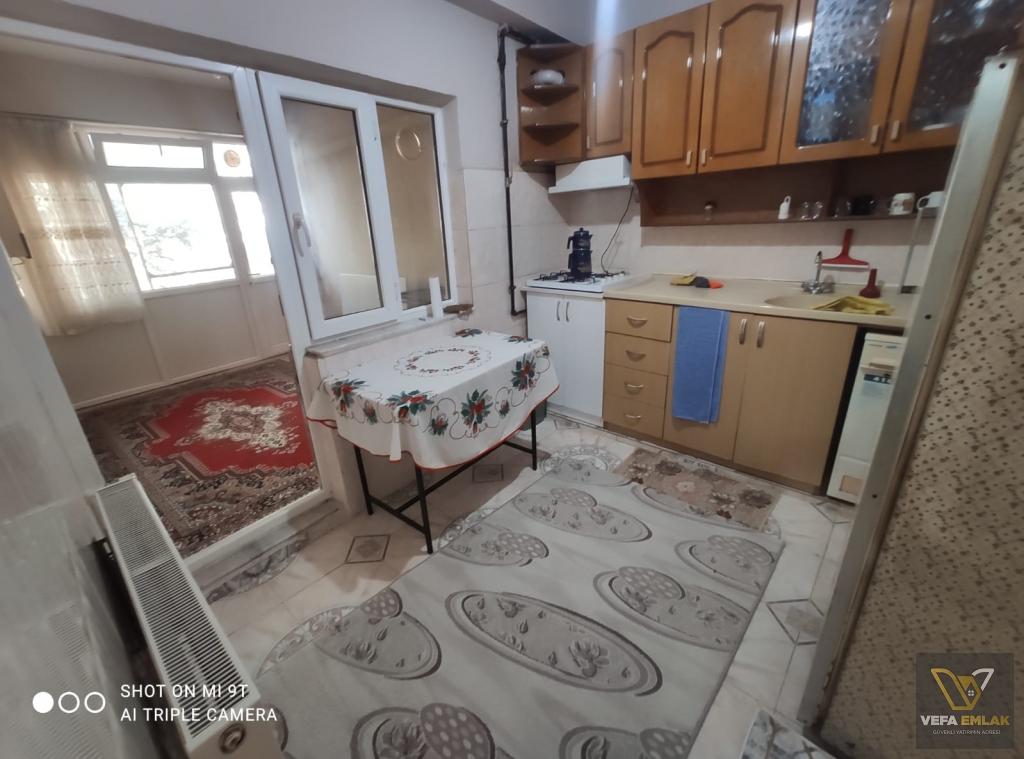 DİKİLİTAŞ MAH.FATİH ORTA OKULU YAKININDA EŞYALI KİRALIK 3+1 DAİRE