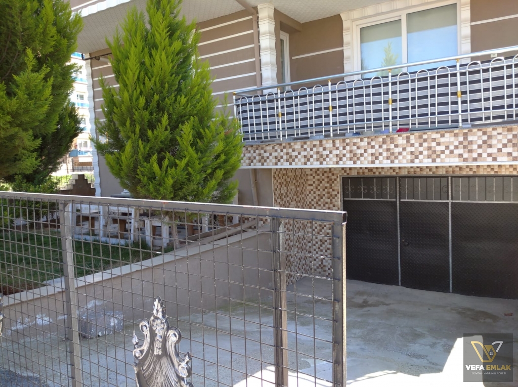 LALELİ CAMİİ CİVARINDA ULTRA LÜKS MÜSTAKİL( 338 m2)SATILIK BİNA