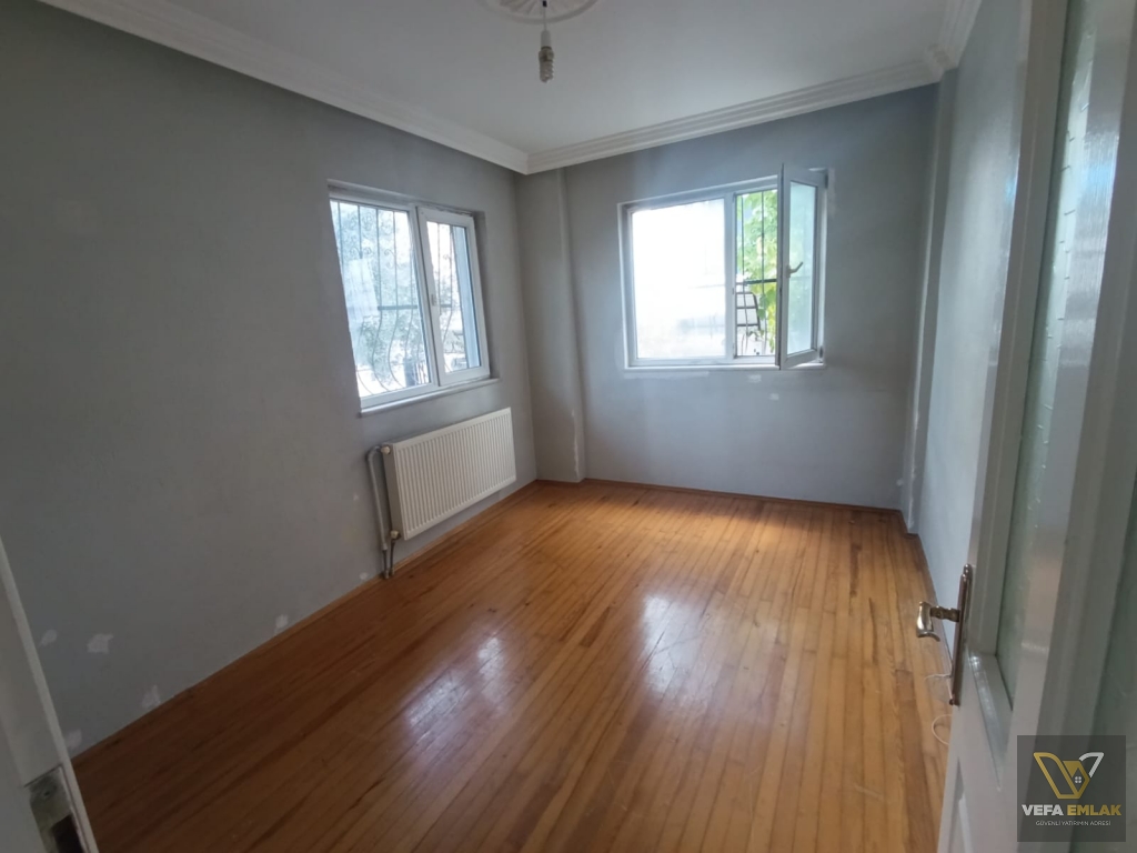 ATATÜRK MAHALLESİ LALELİ CAMİİ YAKINI KİRALIK 2+1