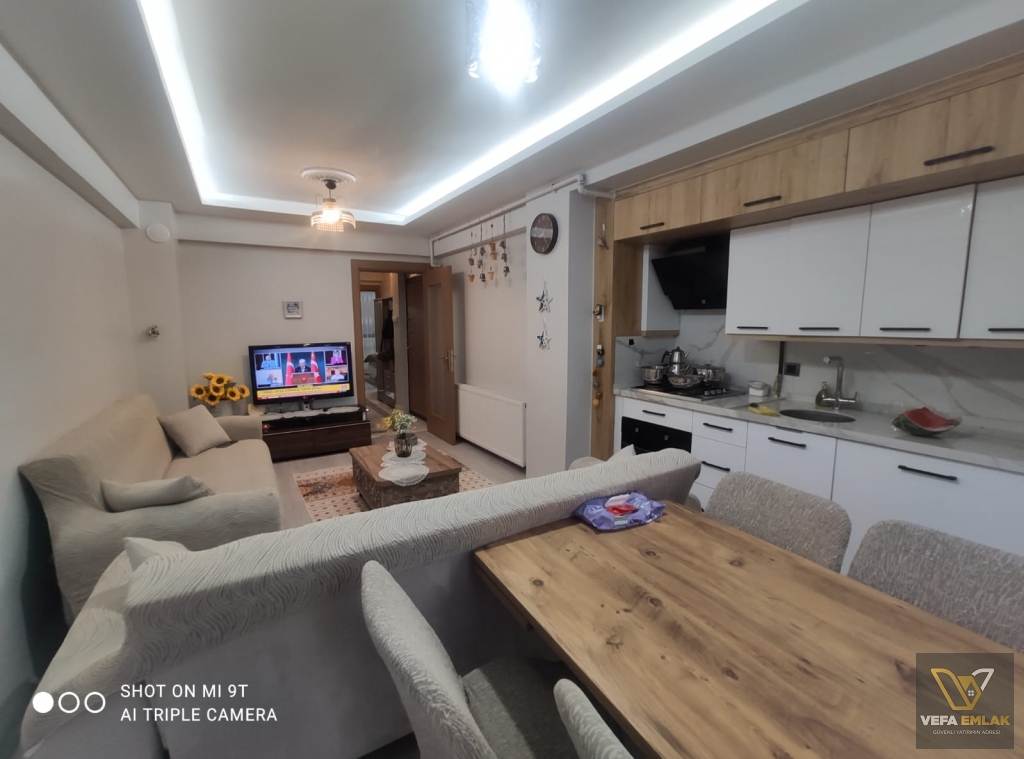 ŞEKER EVLERİ PAZAR YERİ YAKININDA 95 m2 2+1 SATILIK DAİRE