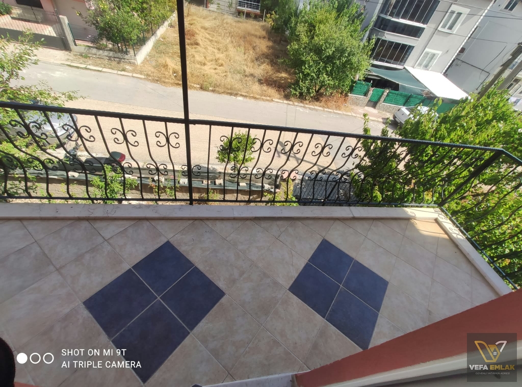 MAHMUT ÖZGÖBEK OKULU YAKININDA MUSTAKİL 3+1 144 m2 DAİRE
