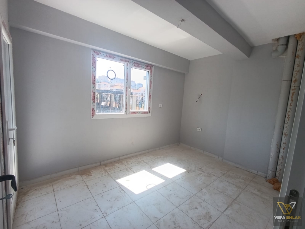 KEMALÖZ MAH. SUBAŞI YURDU YAKINLARINDA SATILIK 3+1 DAİRE