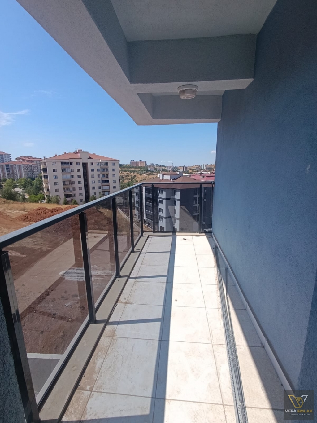 KEMALÖZ MAH. SUBAŞI YURDU YAKINLARINDA SATILIK 3+1 DAİRE