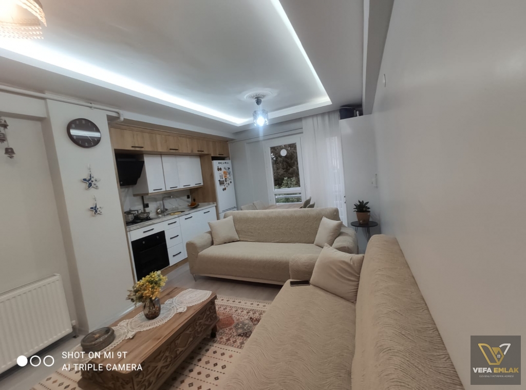 ŞEKER EVLERİ PAZAR YERİ YAKININDA 95 m2 2+1 SATILIK DAİRE...