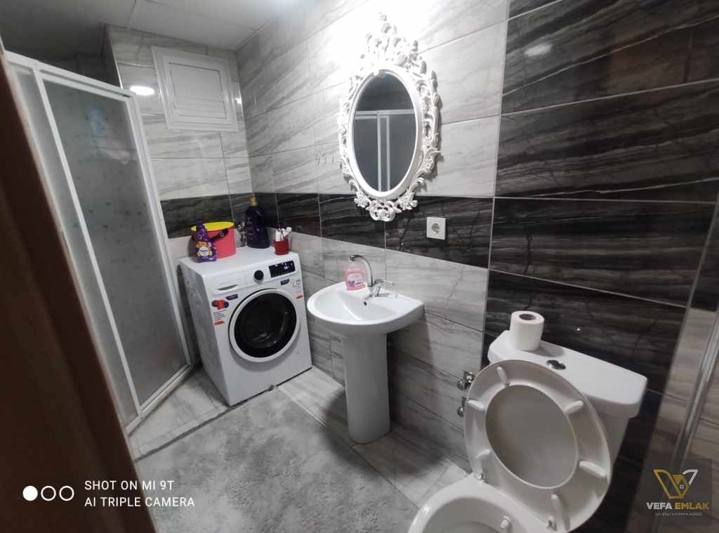 ŞEKER EVLERİ PAZAR YERİ YAKININDA 95 m2 2+1 SATILIK DAİRE